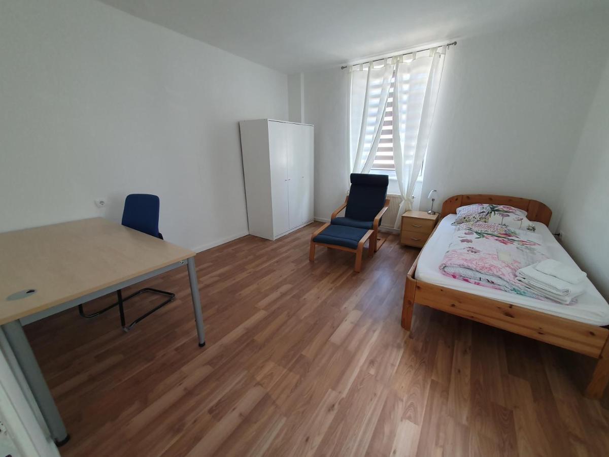 Ferienwohnung Privatzimmer An Der Universitaetsklinik Mainz-Sehr Zentral Exterior foto